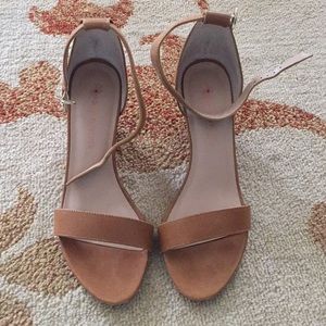 Brown Wedges